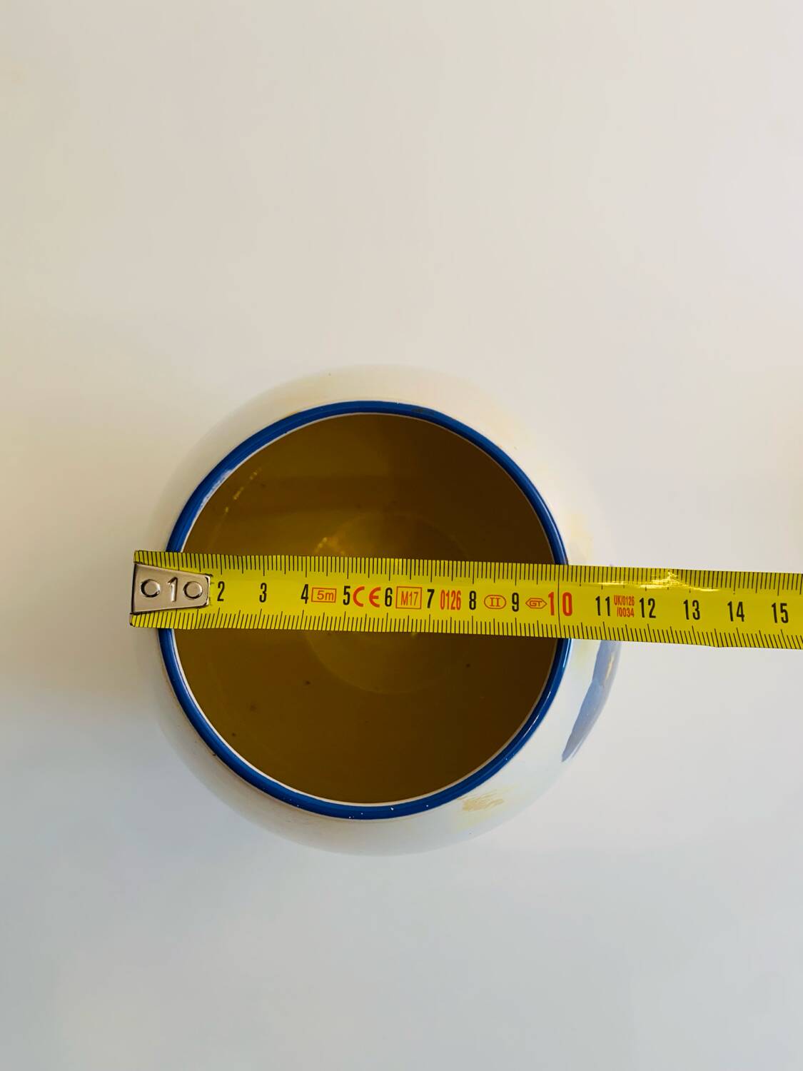 Egg-shaped vase in Lunéville earthenware from the "Blue Anemone" collection