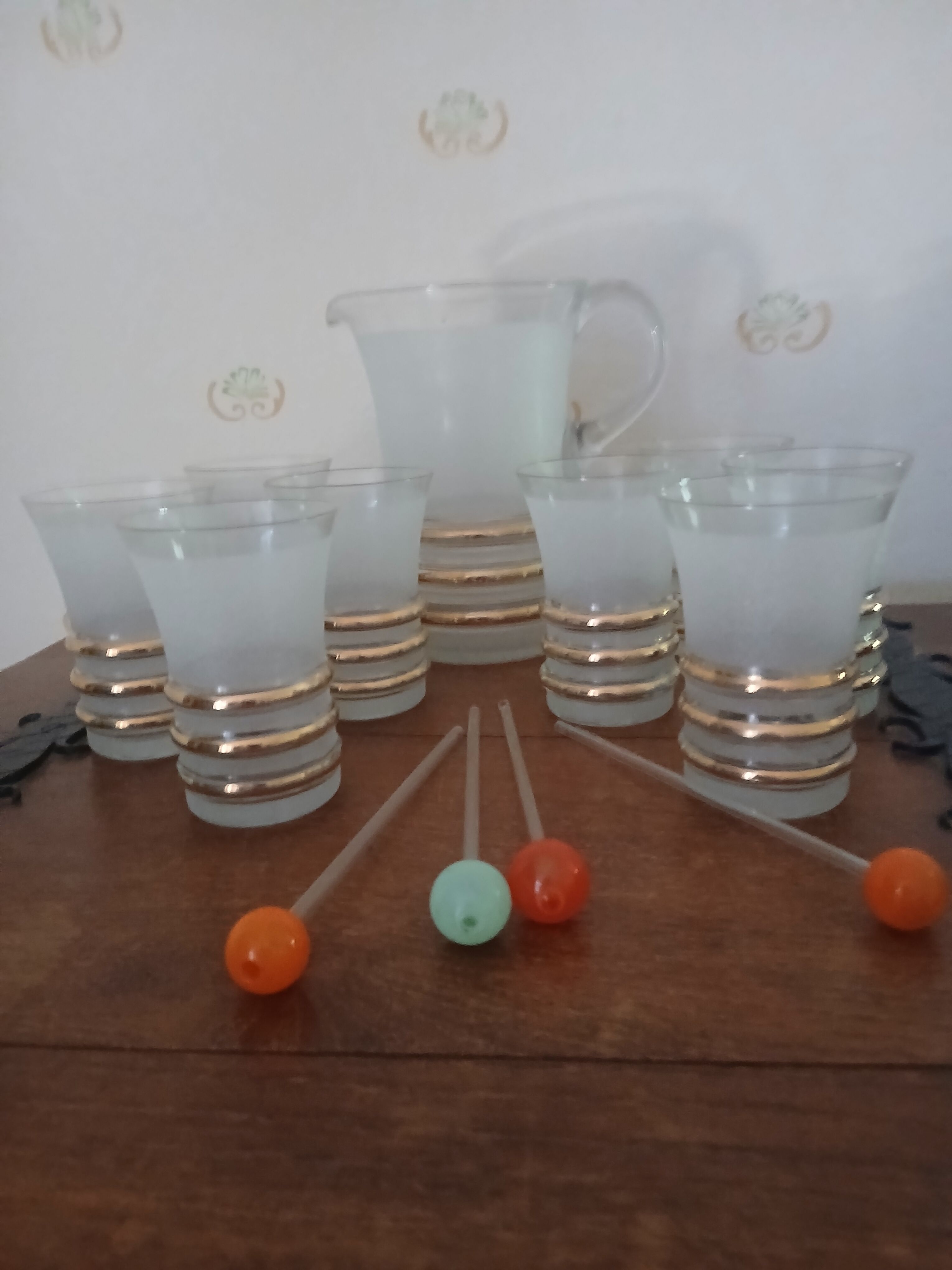 Service for orangeade