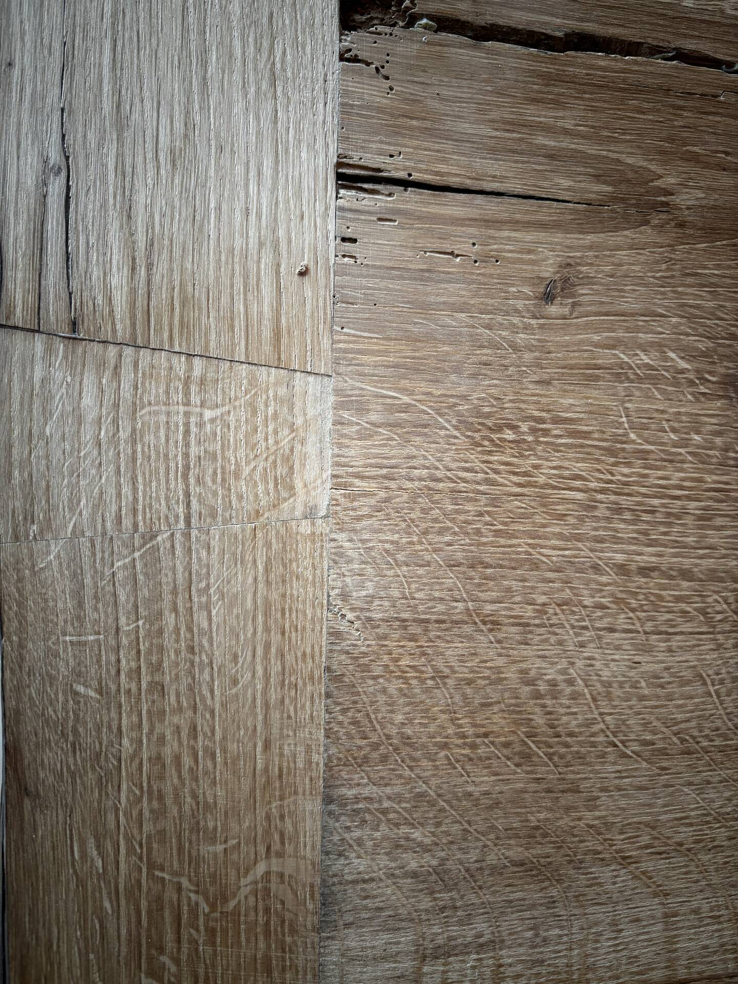 Handcrafted solid oak table