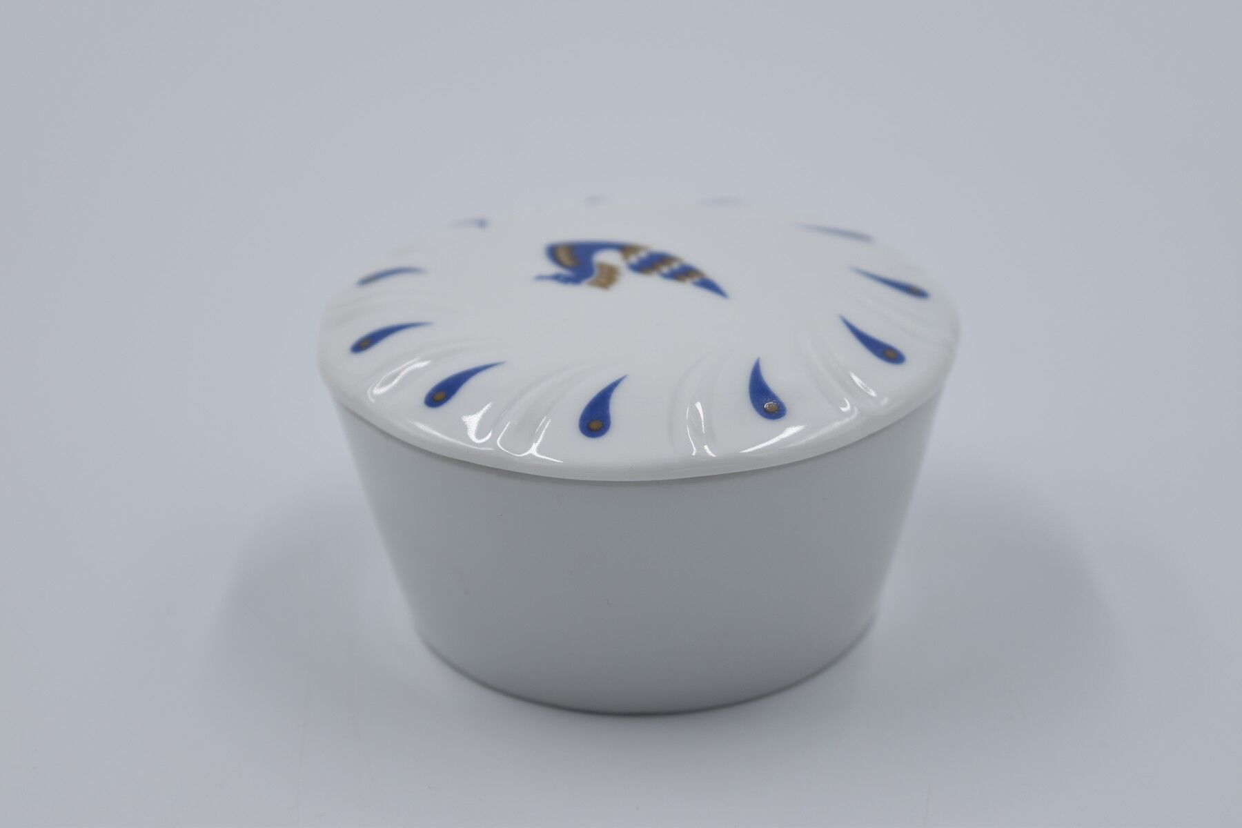 Porcelain candy box decor by Jean Picard le Doux for Air France Bernardaud Limoges