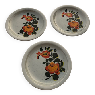 Set of 3 vintage plates