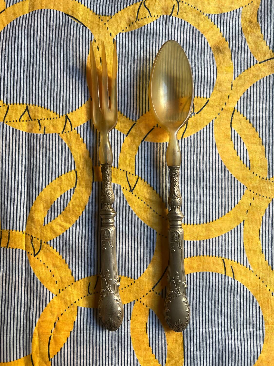 Silver - salad cutlery