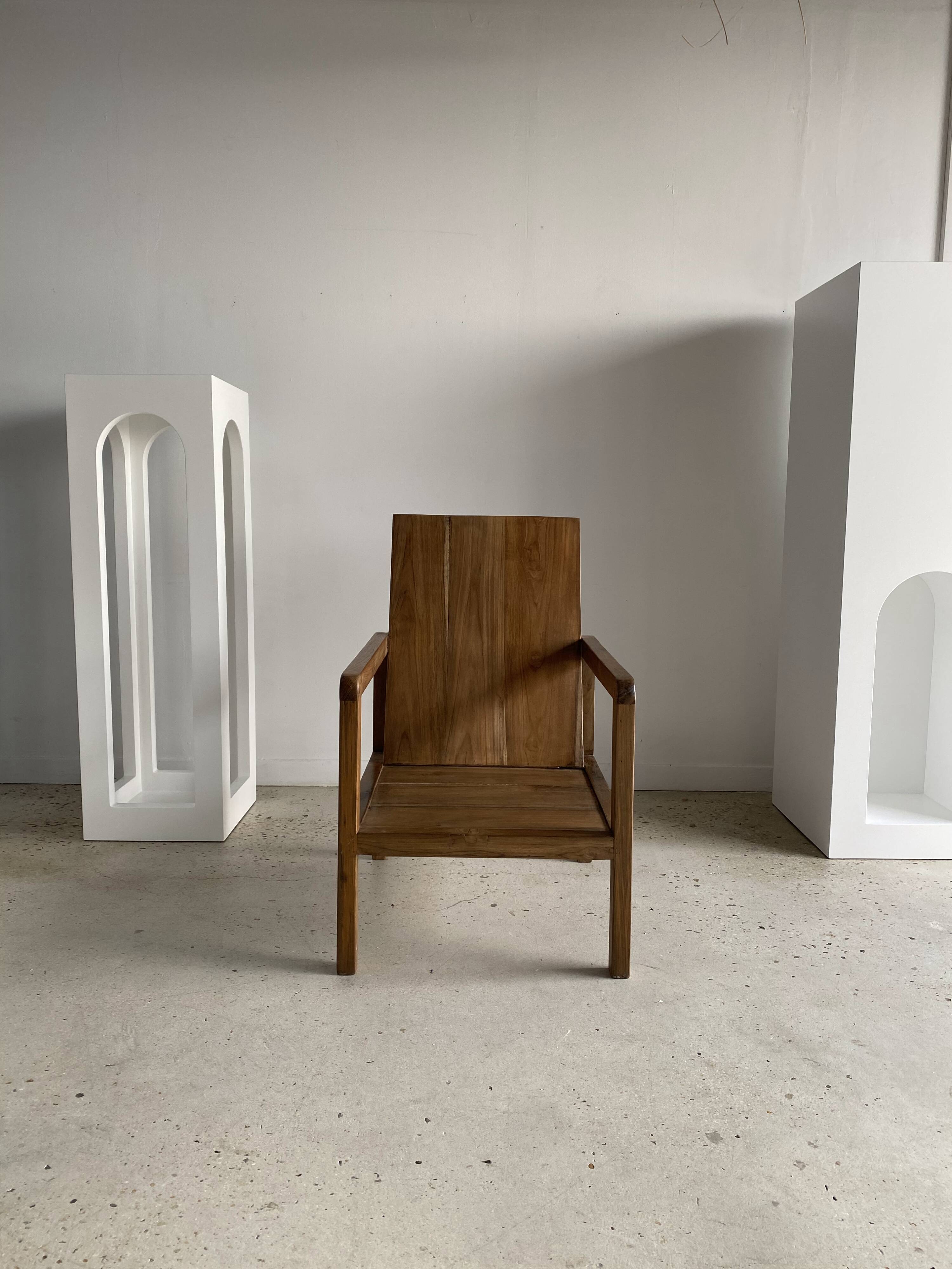 Armchair in natural wood (teak) minimalist design