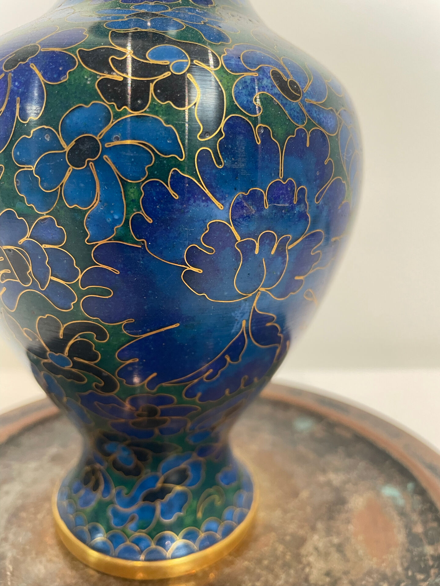 Chinese cloisonné vase