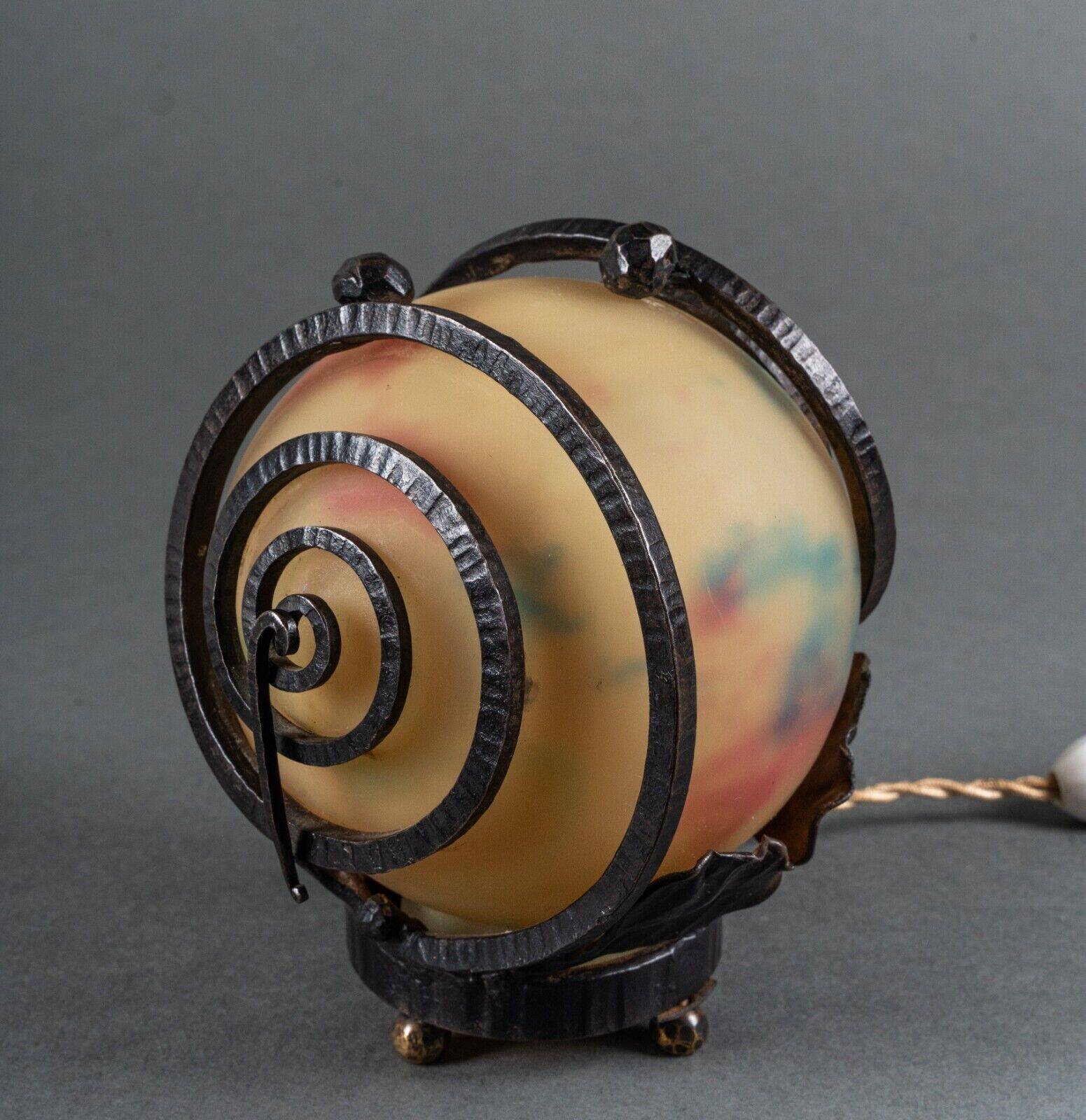 Art Deco night light lamp hammered ironwork 1930 Muller Frères