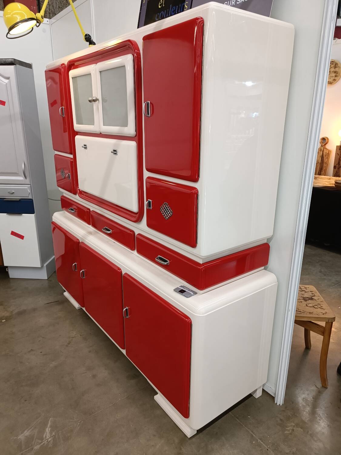 Buffet Mado completely restored.