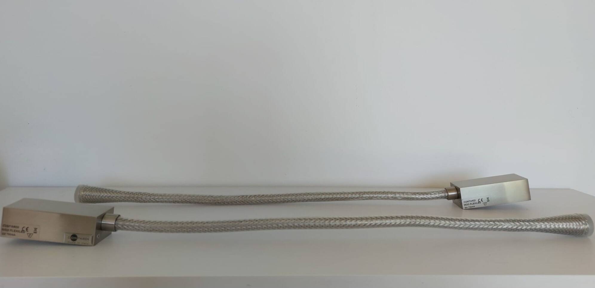 2 flexible bedroom wall lights from Contardi