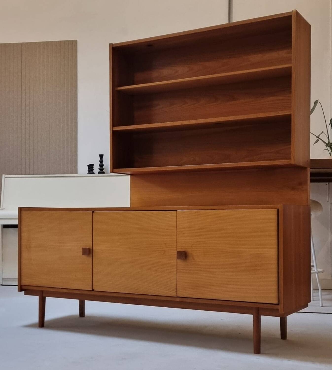 Buffet du milieu du siècle