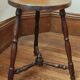 Paire de tabourets tripodes