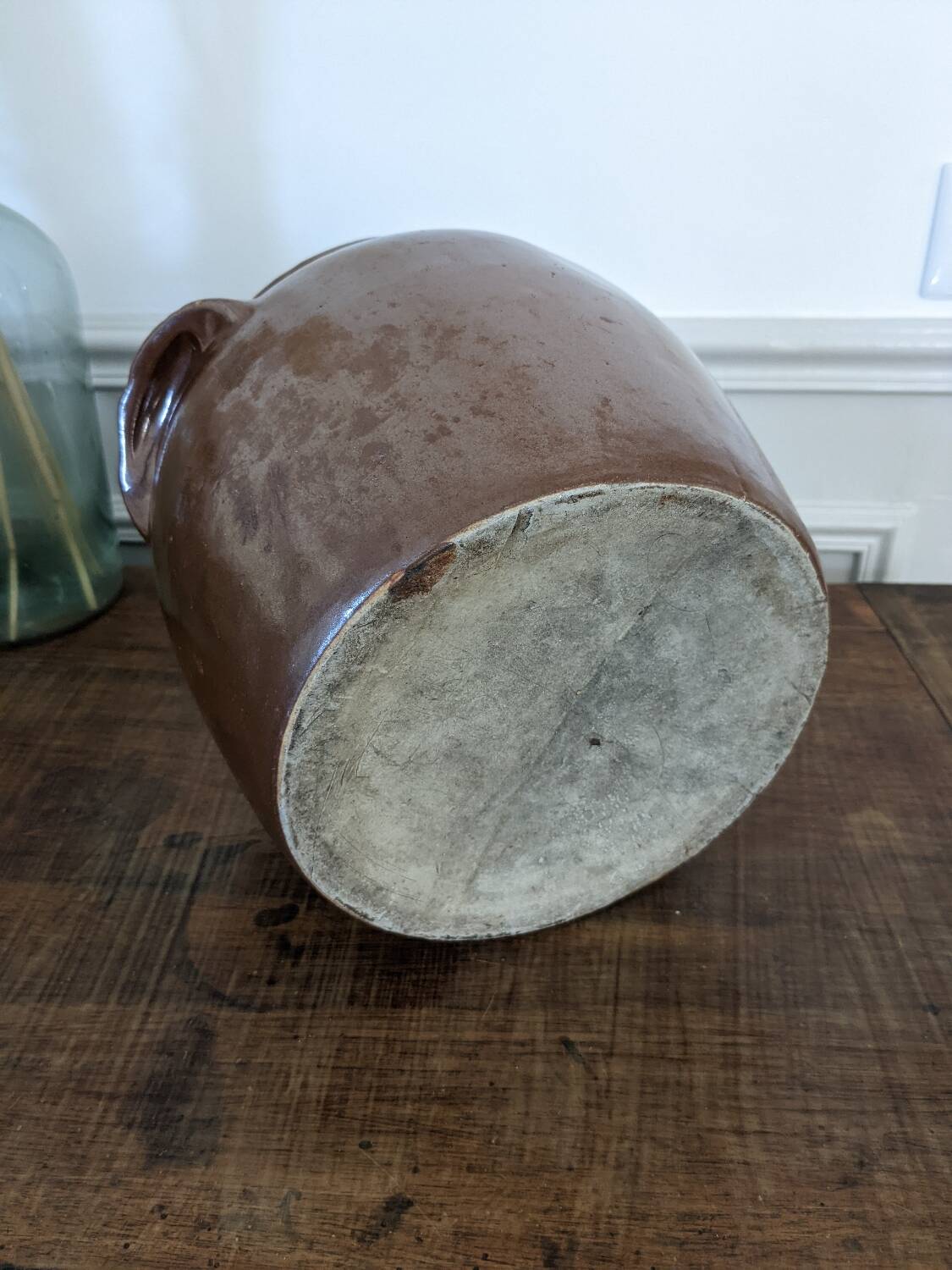 Glazed stoneware confit pot