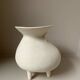Vase en grès blanc