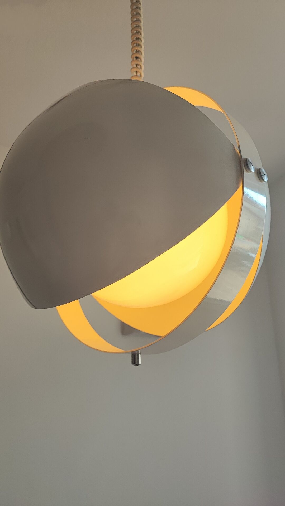 Dijkstra's eclipse suspension  
Lamps, 1970s