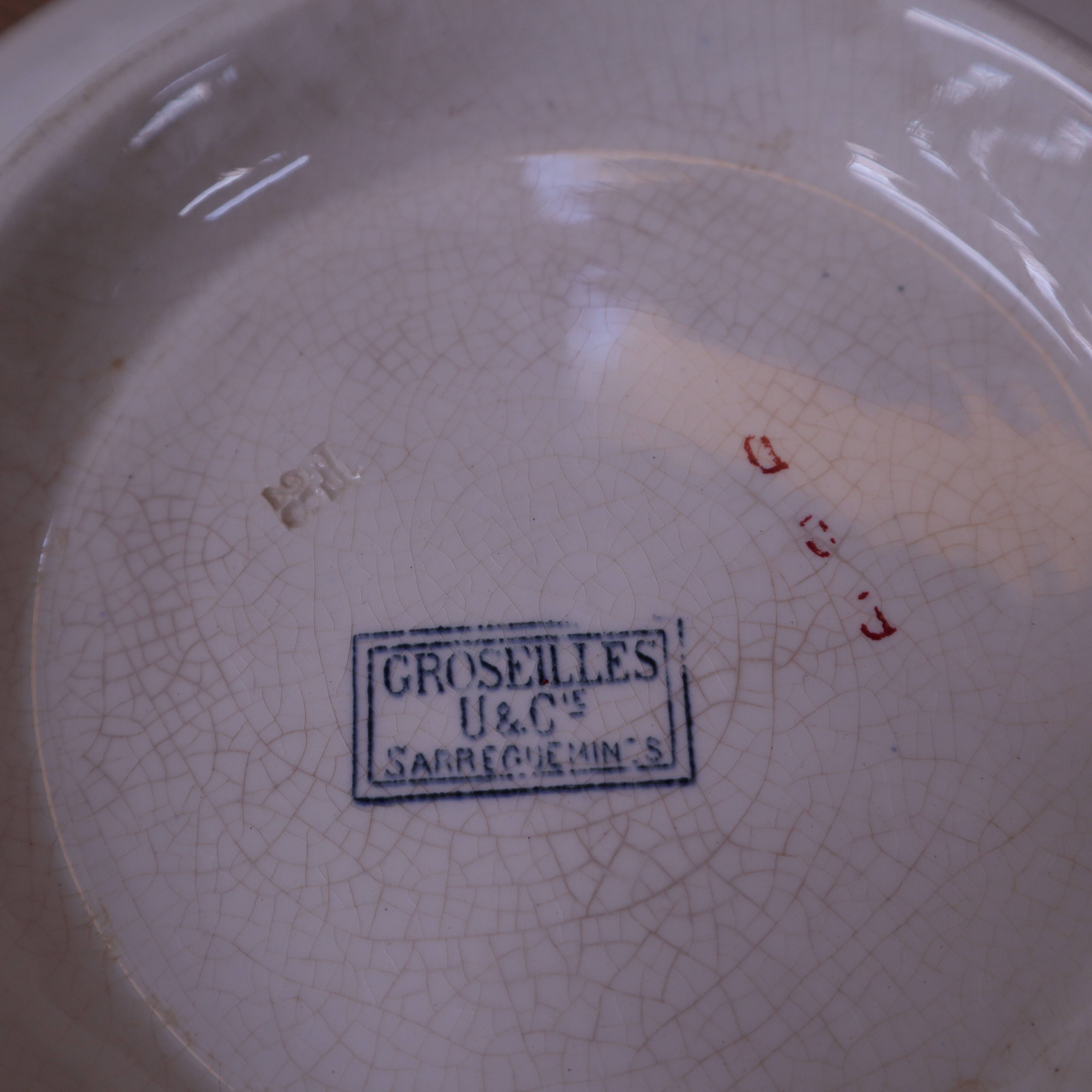 Ancienne assiette montée U & C Sarreguemines modèle Groseilles
