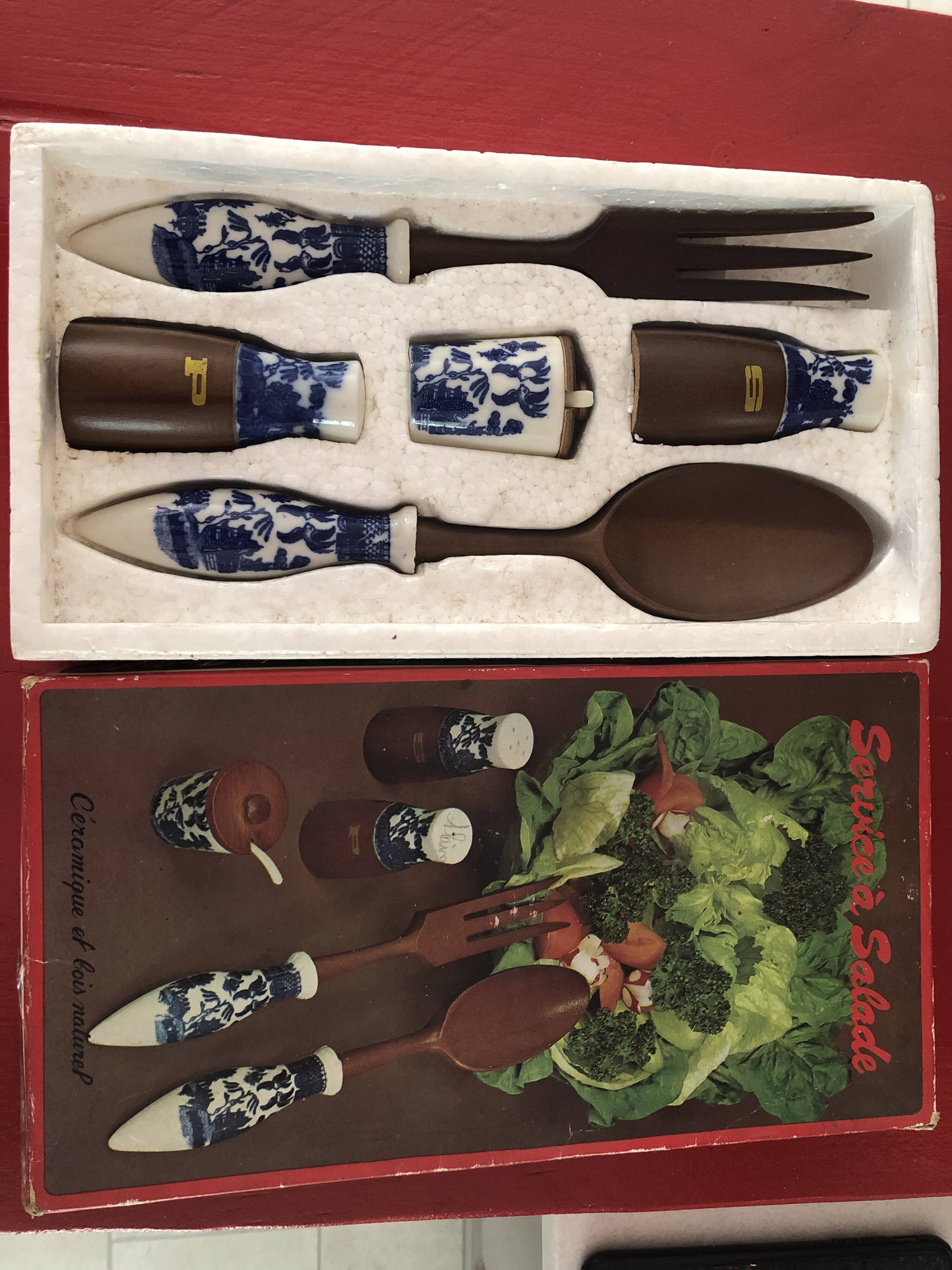 Vintage set salad service salt pepper mustard pot year 1970 new without its packaging o