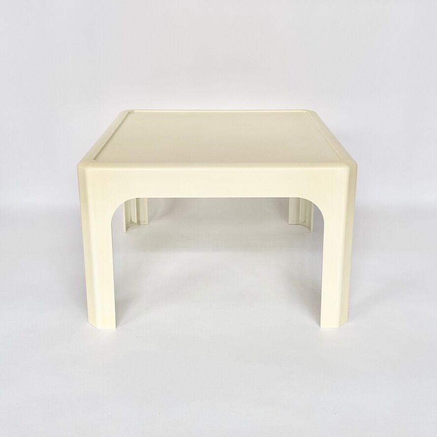 Coffee table vintage 70s