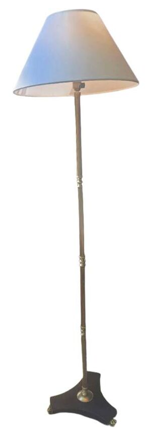 lampadaire en acajou