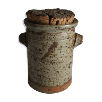 Corsican sandstone pot by D'Oletta