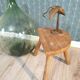 Tripod tabouret