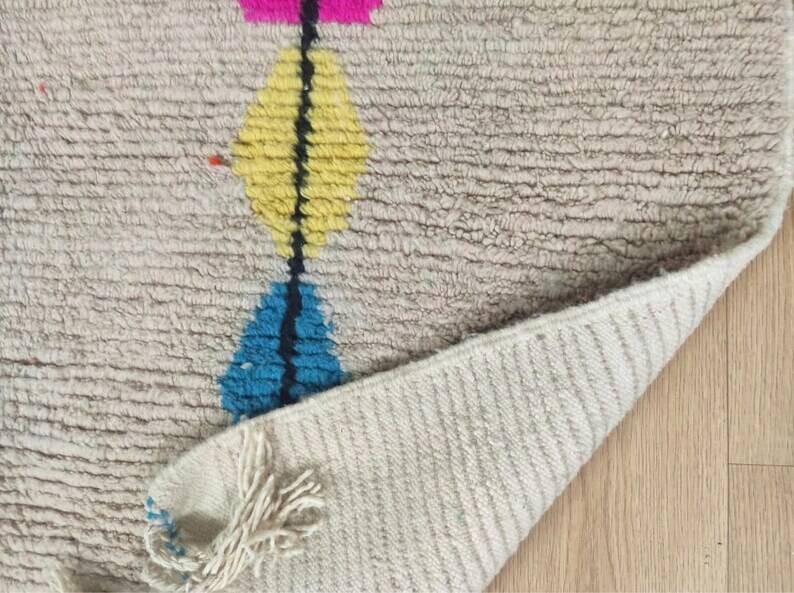 Traditional Moroccan rug 200cm x 300cm