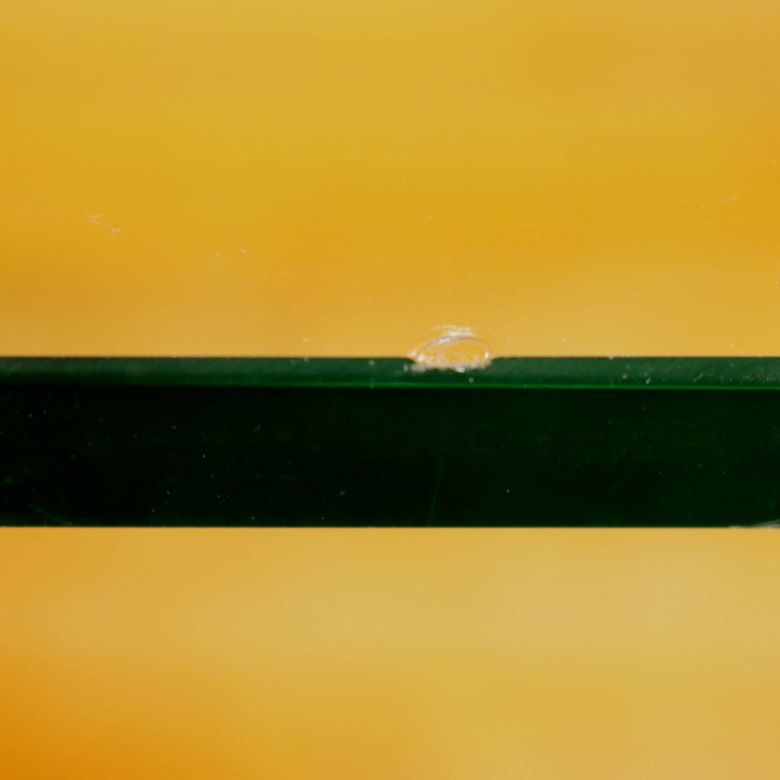 Vintage design chest of drawers veneered in cherry wood, 6 drawers, original from the 1950s