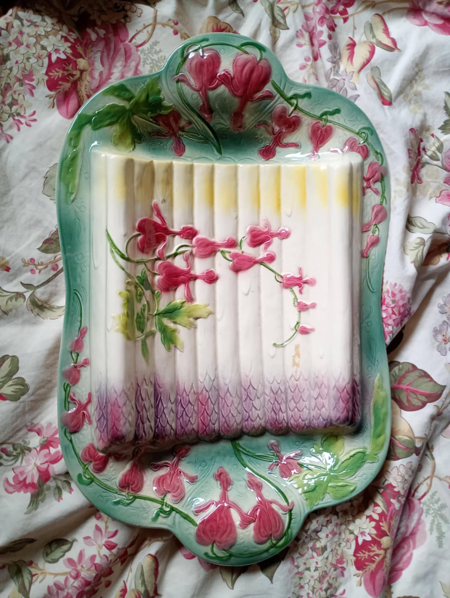 St Clément France majolica asparagus tray in slip
