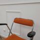 Chaise orange pliable