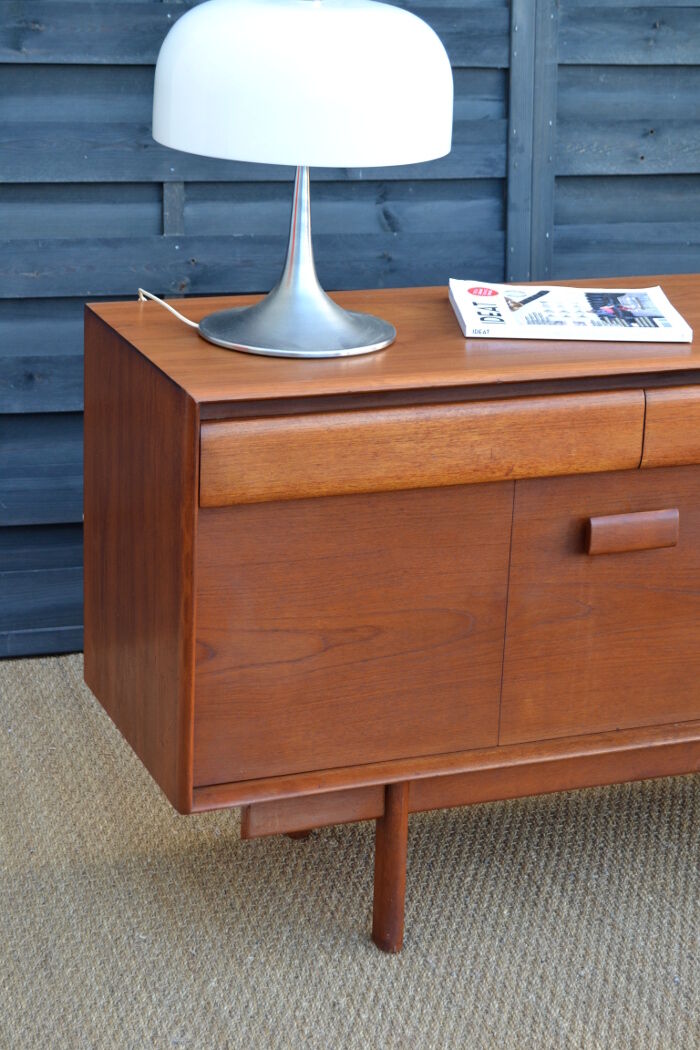 Enfilade par White & Newton - ouverture papillon