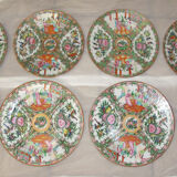 Set of 8 Chinese plates China early twentieth century