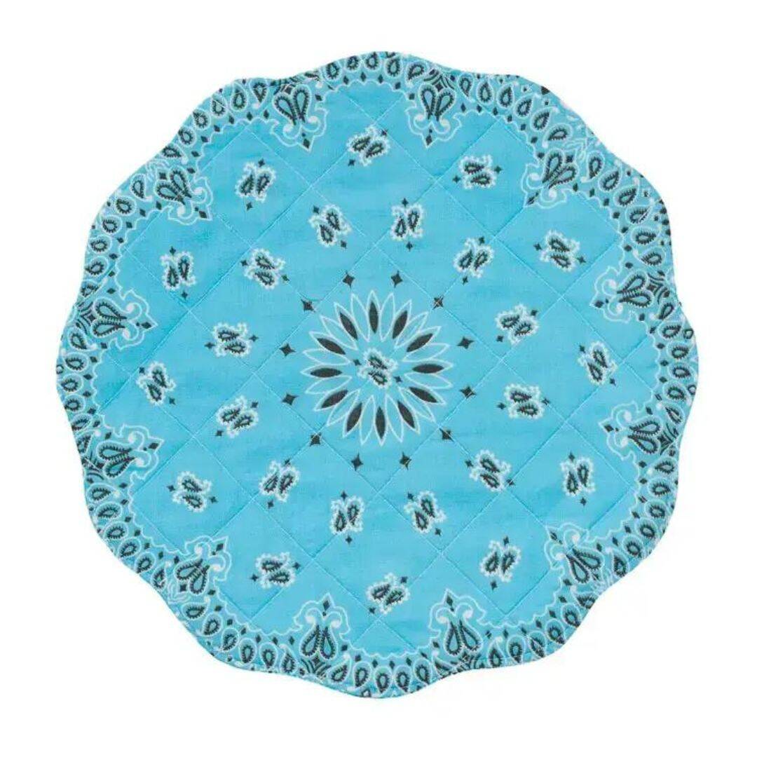 Bandana placemat - pale blue