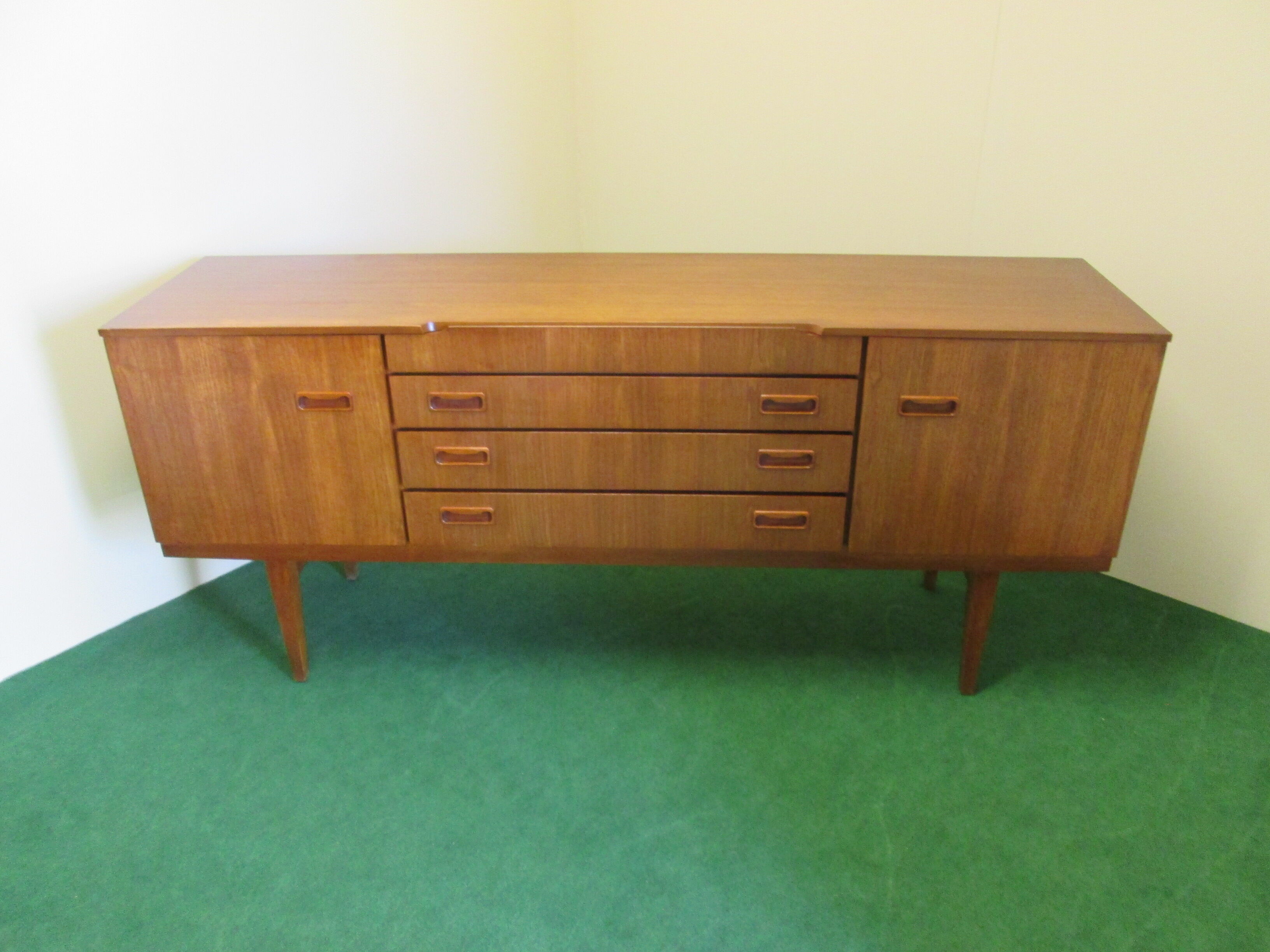 Sideboard vintage teak