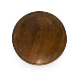 Petite table basse en noyer sculpté années 1920
