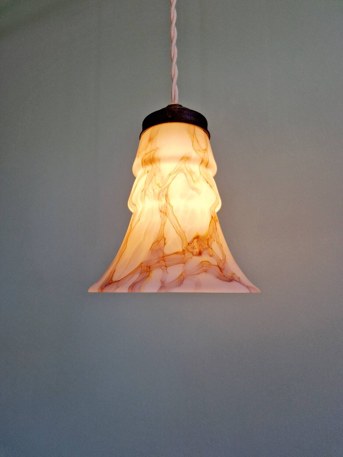 Art Deco pendant light in pink marbled opaline (4 available)