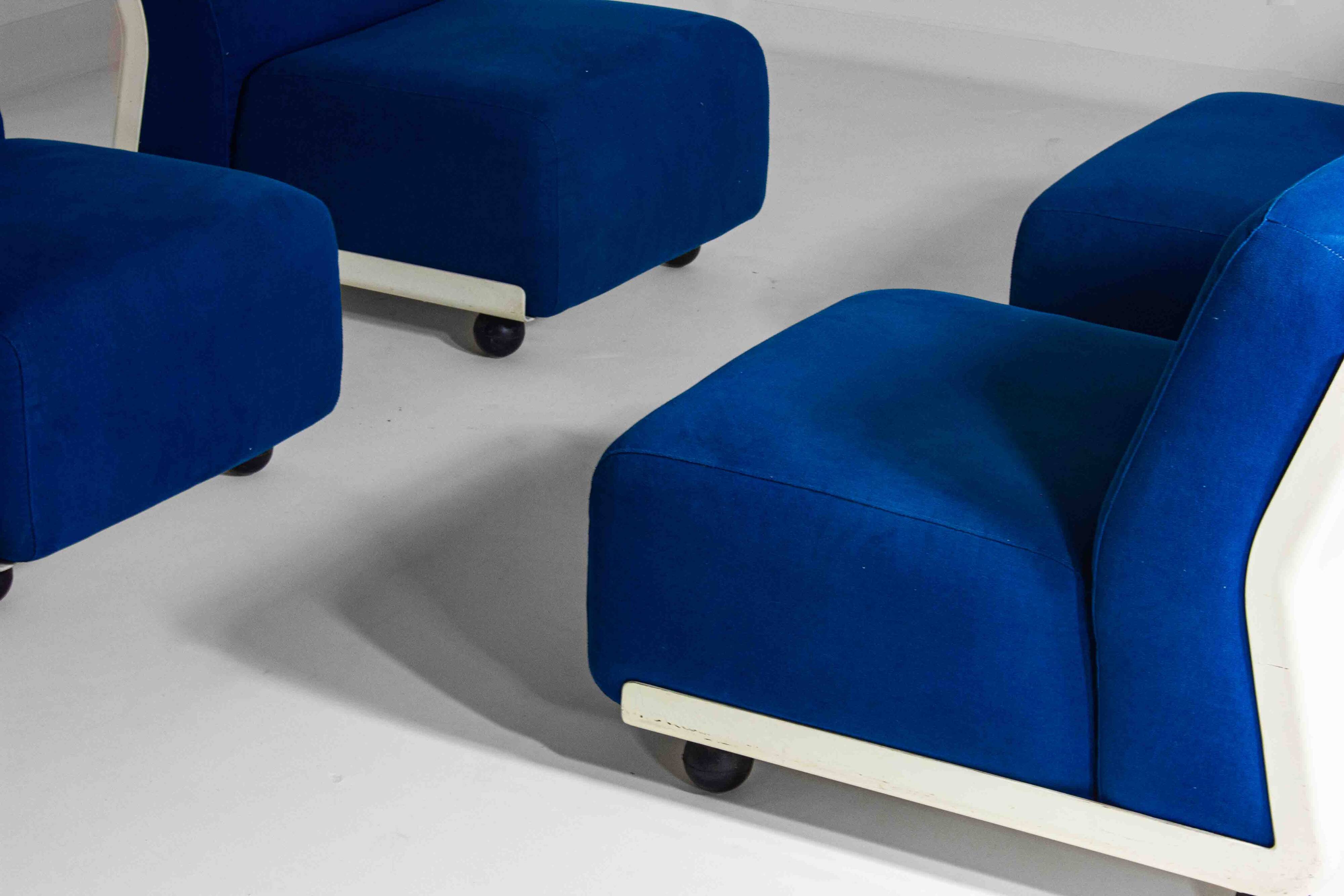Modular "Amanta 24" sofa by Mario Bellini in premium cobalt blue, Italy 1975