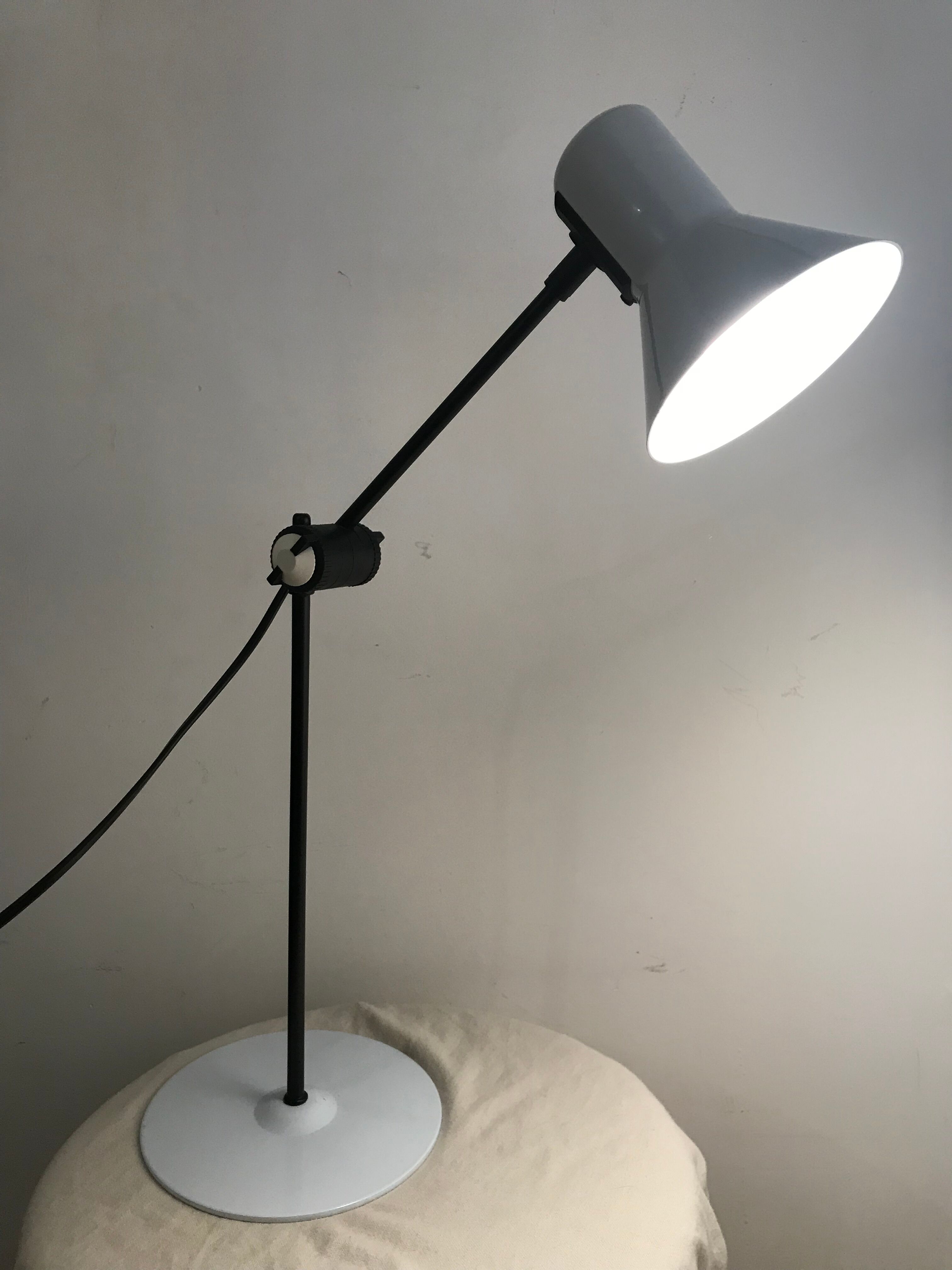 Lampe blanche Veneta Lumi