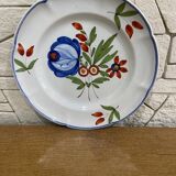 Old ceramic plate with Quimper flower decoration