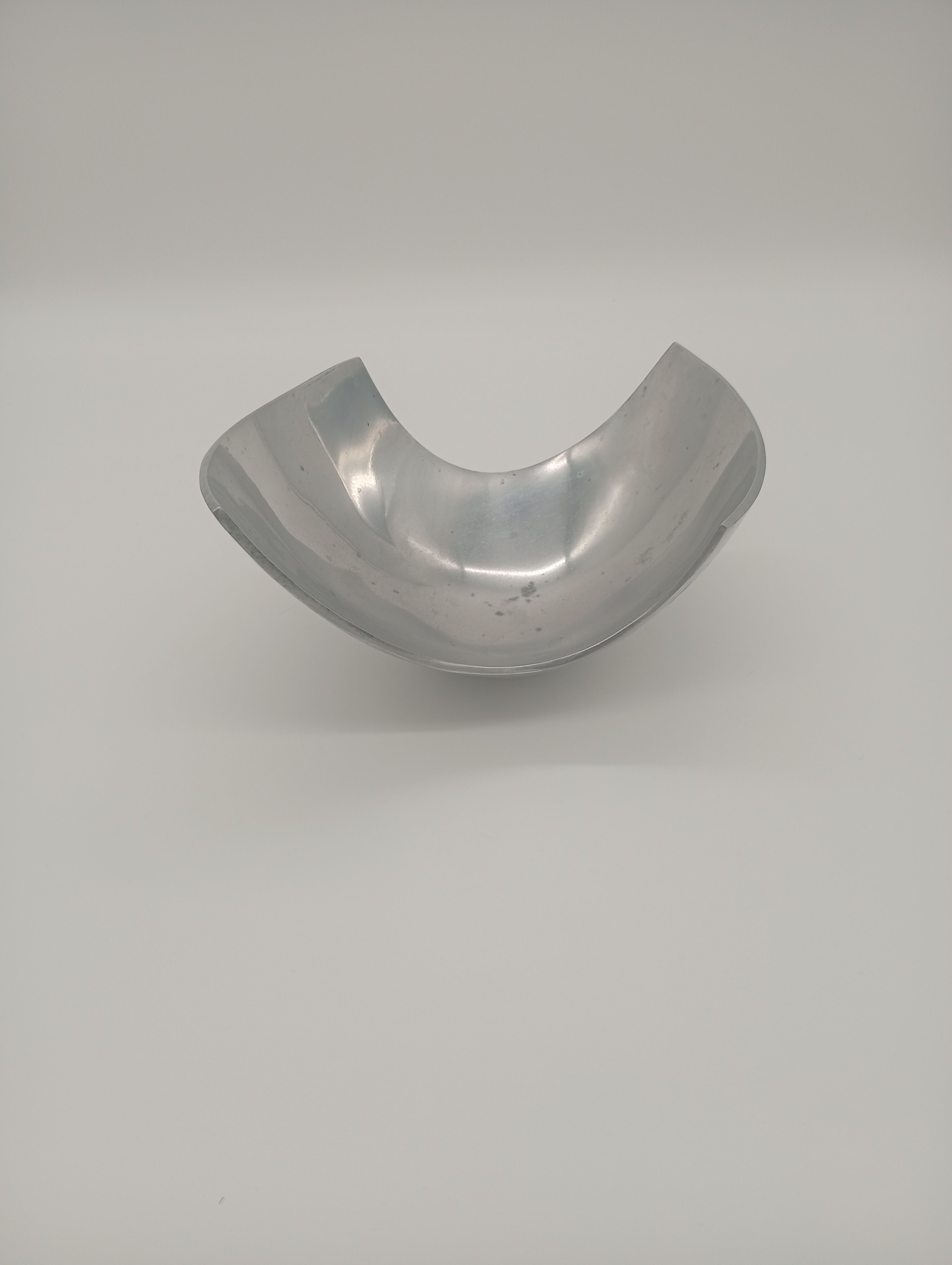 Vintage Coupe Post-Modernist Aluminium 1980s minimalist design