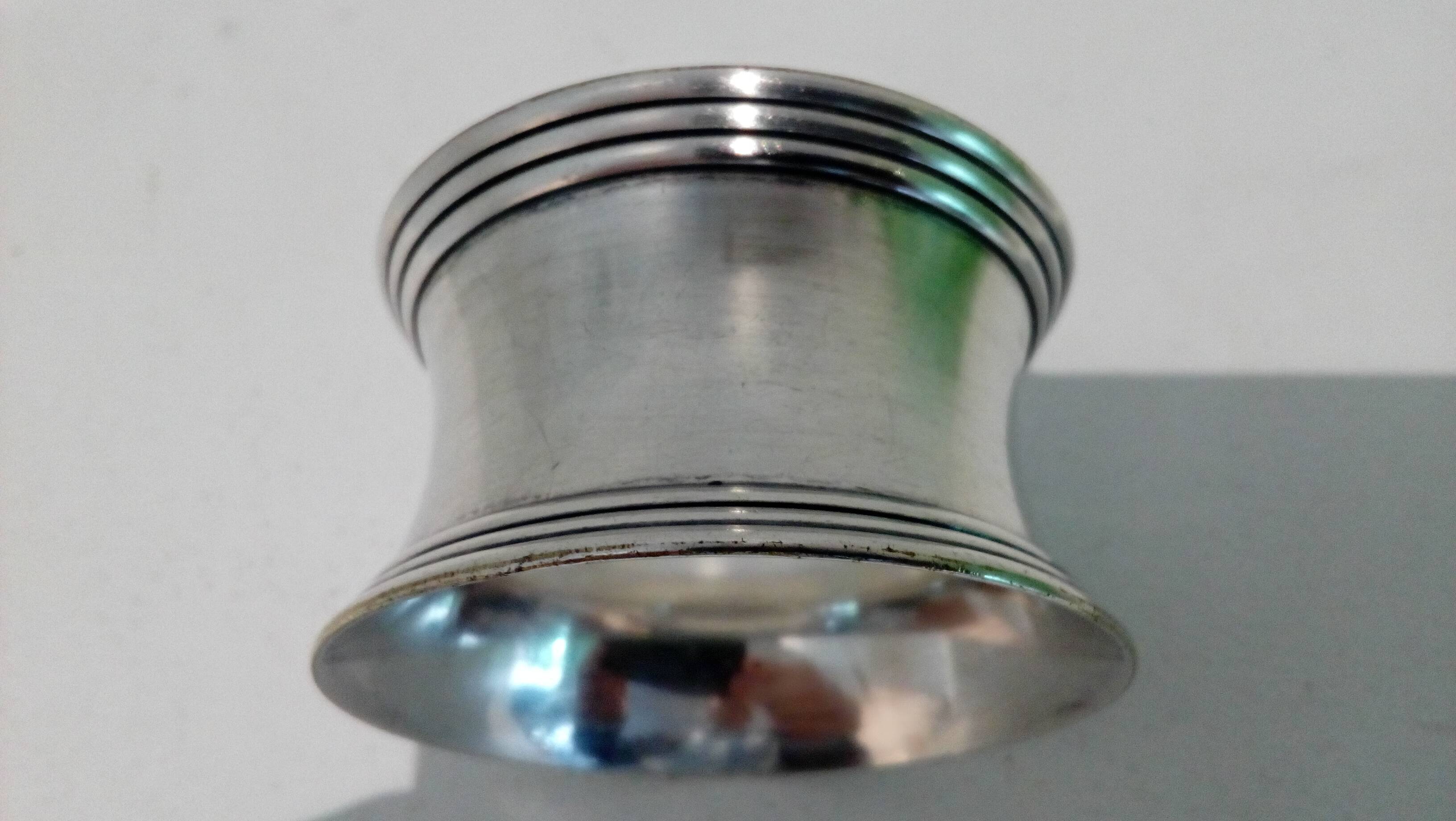 Delly christofle towel round