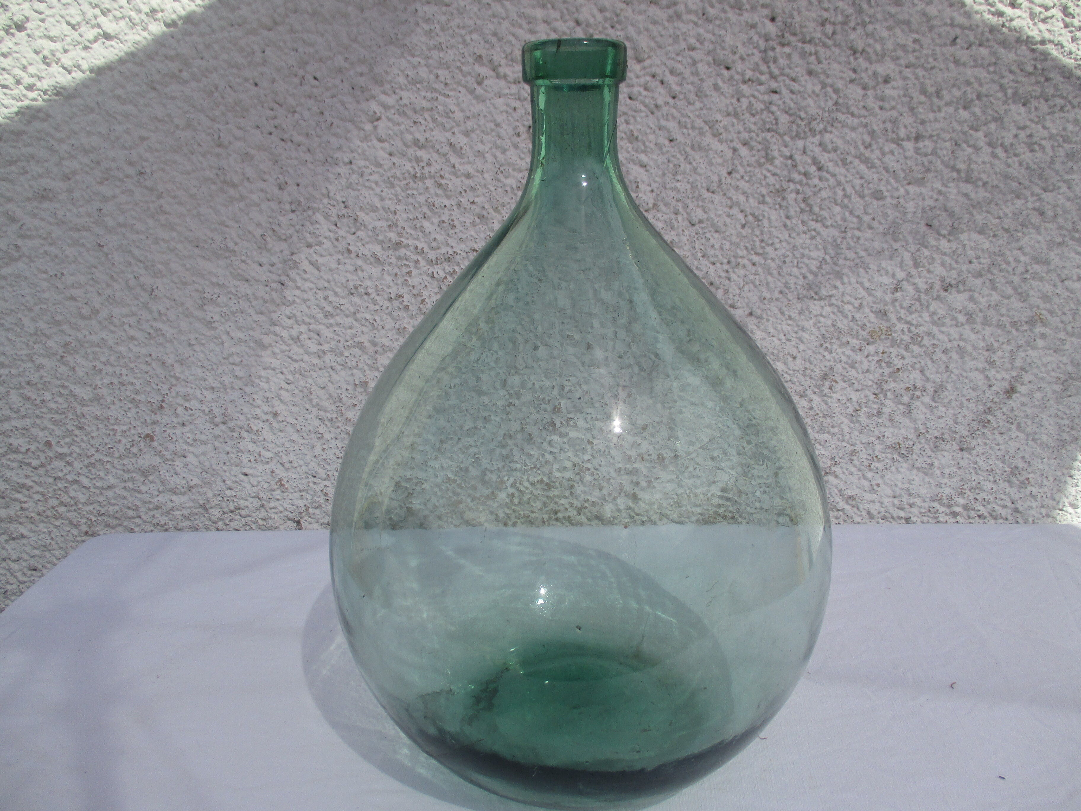 Canister dame-jeanne vdd glass molded green color 15 1/2 liters