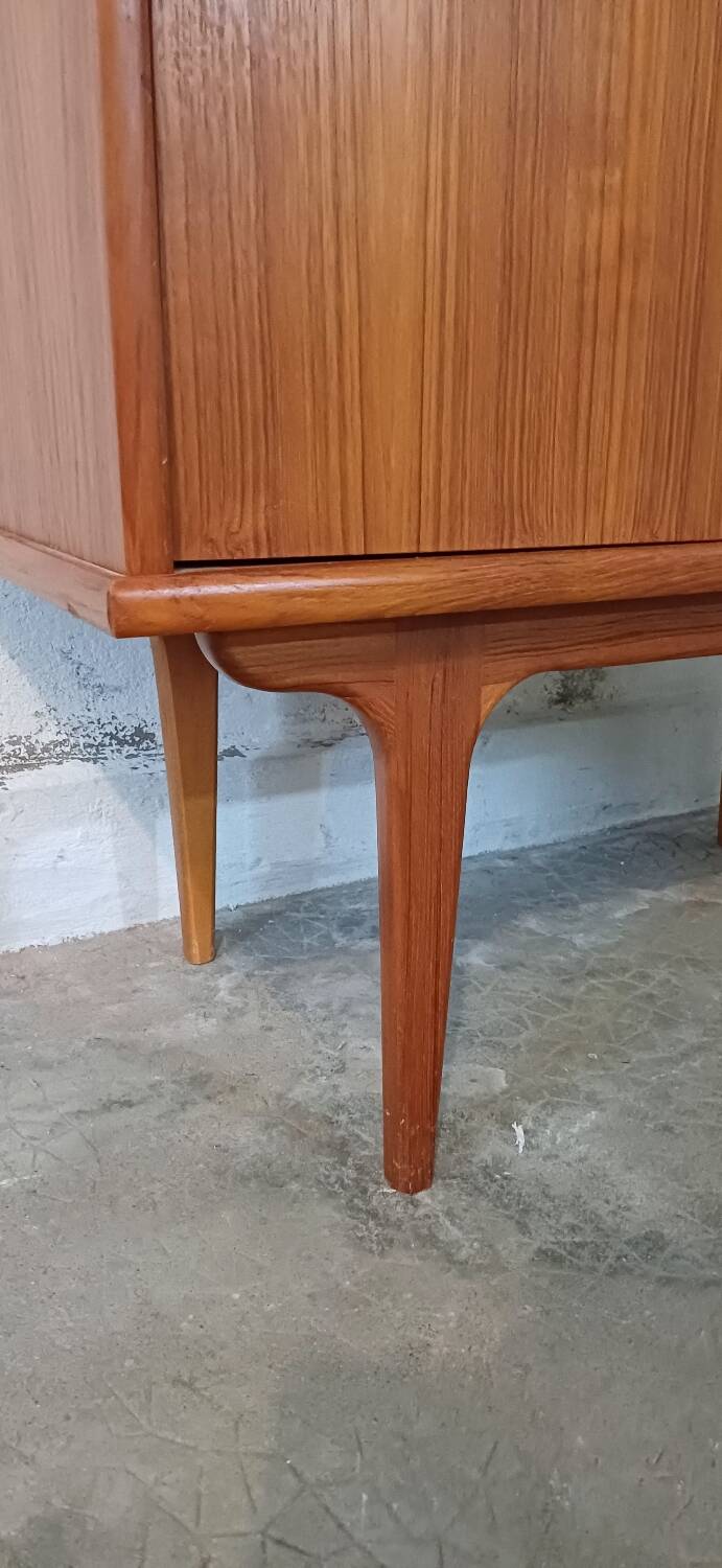 Scandinavian showcase buffet