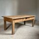 Table basse de ferme rustique