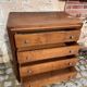 Commode en bois vintage