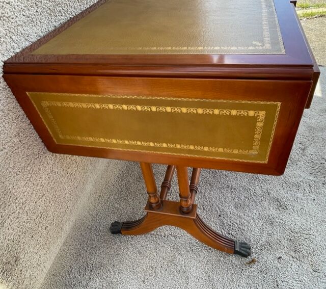 English style office