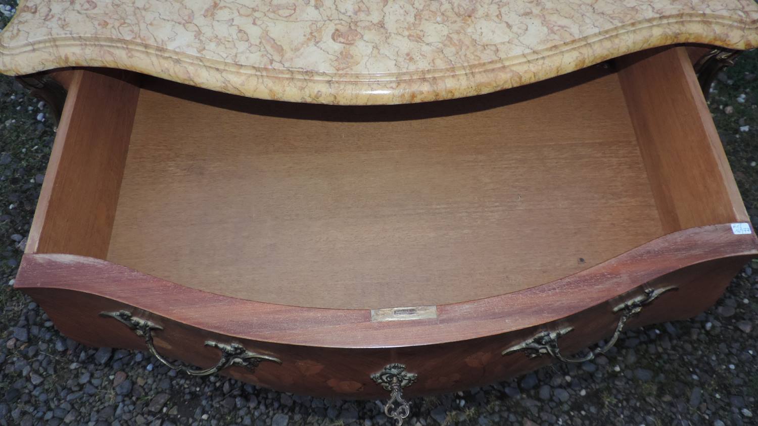 Curved Dresser Louis XV style