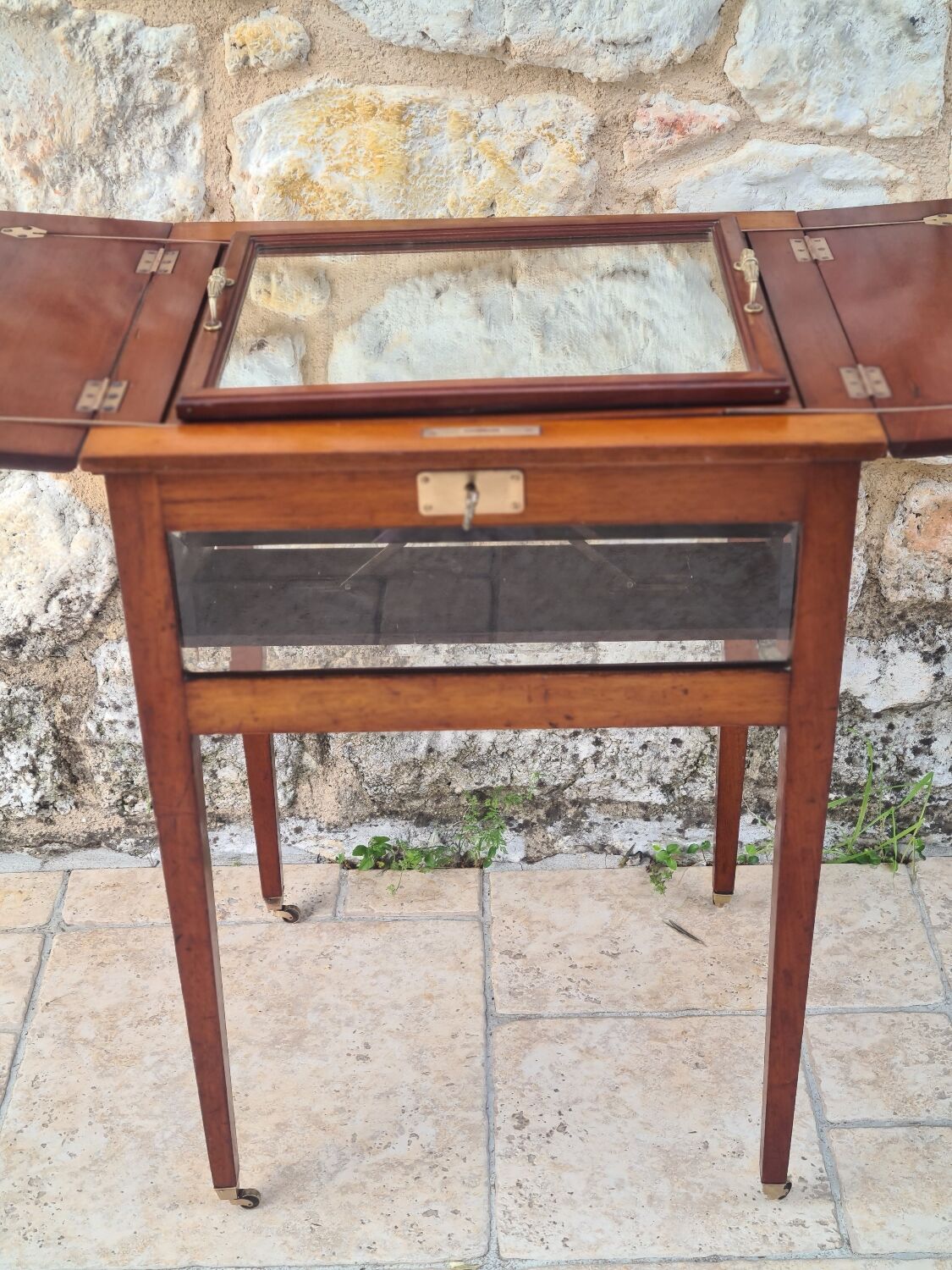 Mahogany tea table