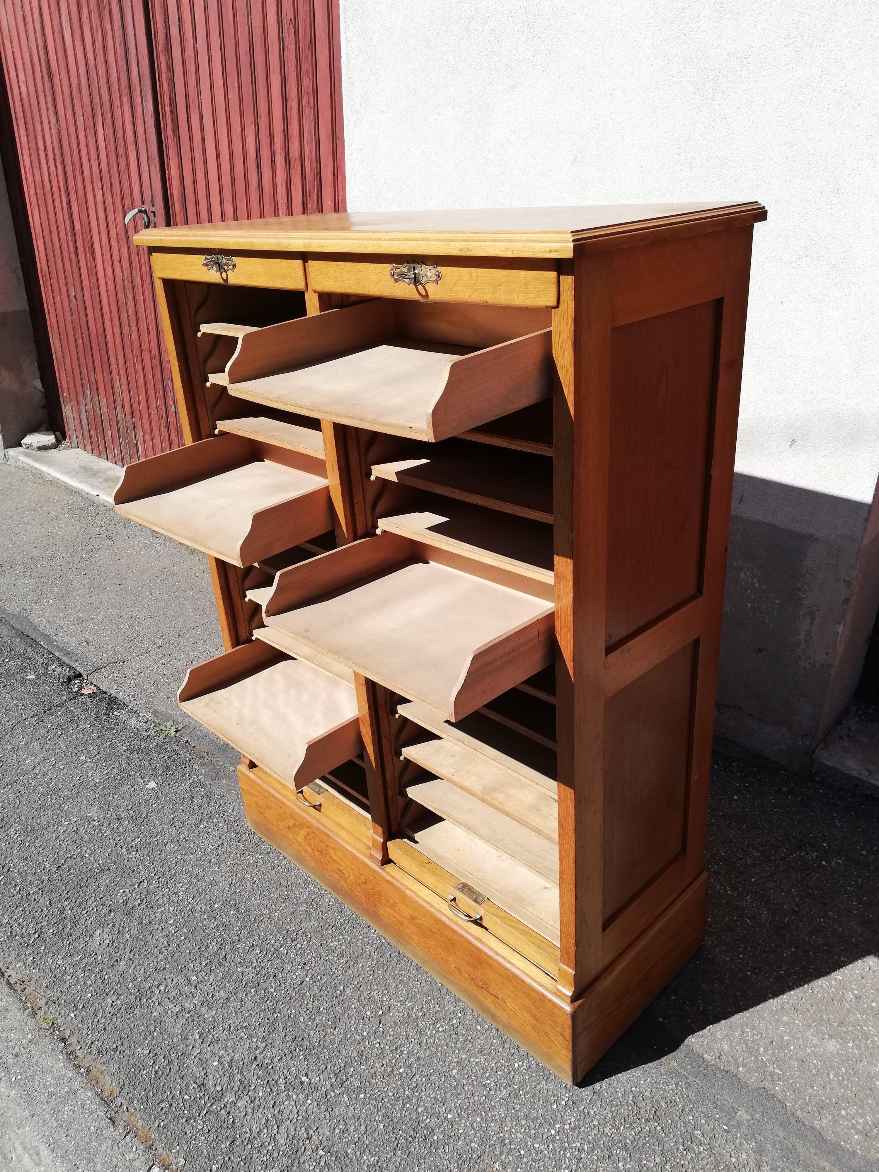 Furniture curtain binder year 30 oak