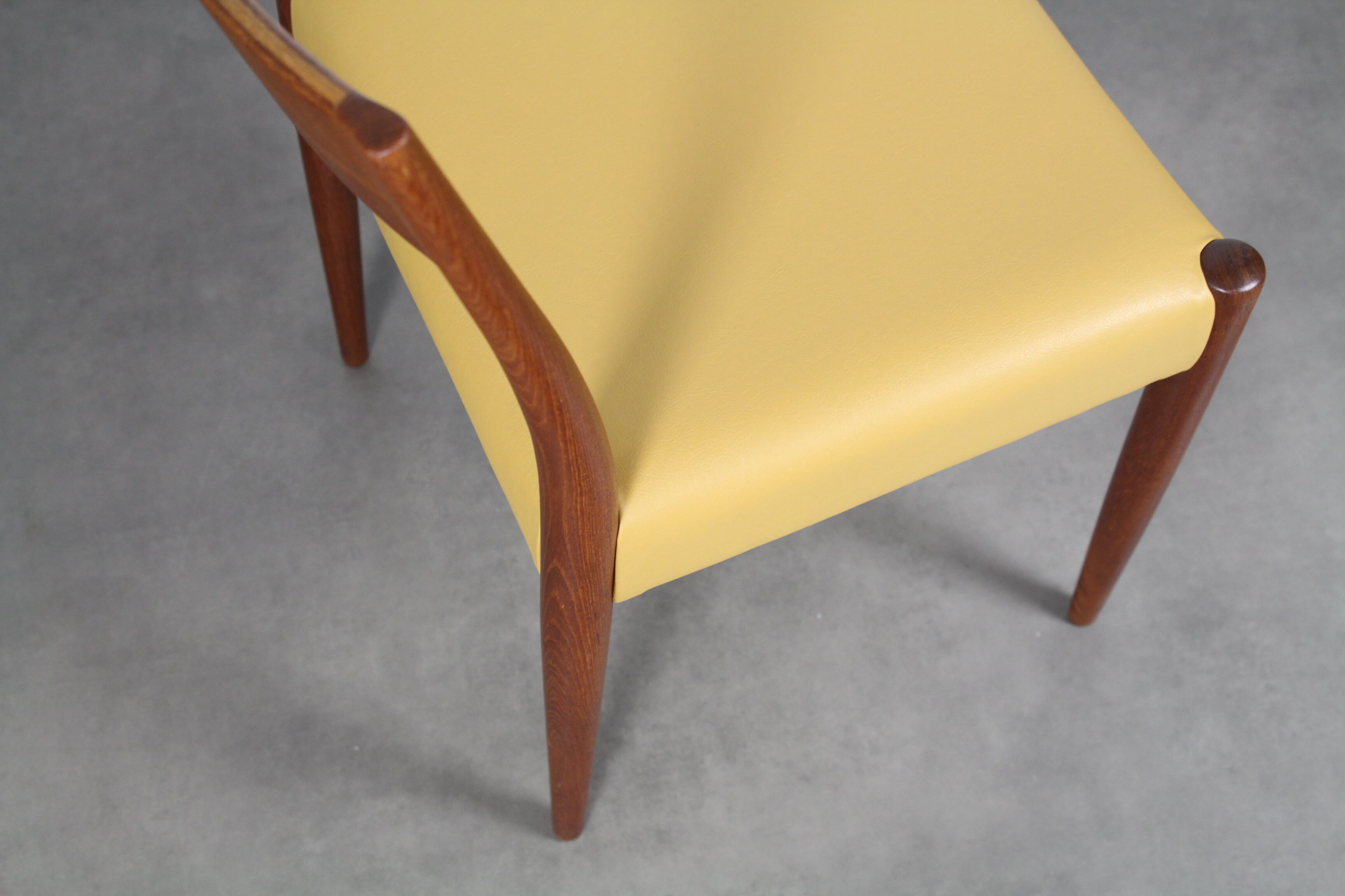 Chair teak of Arne Hovmand Olsen for Mogens Kold - model 175