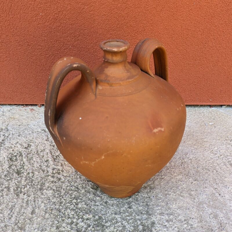 Jug with terracotta handles