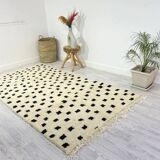 Handmade wool berber rug 276 x 157 cm