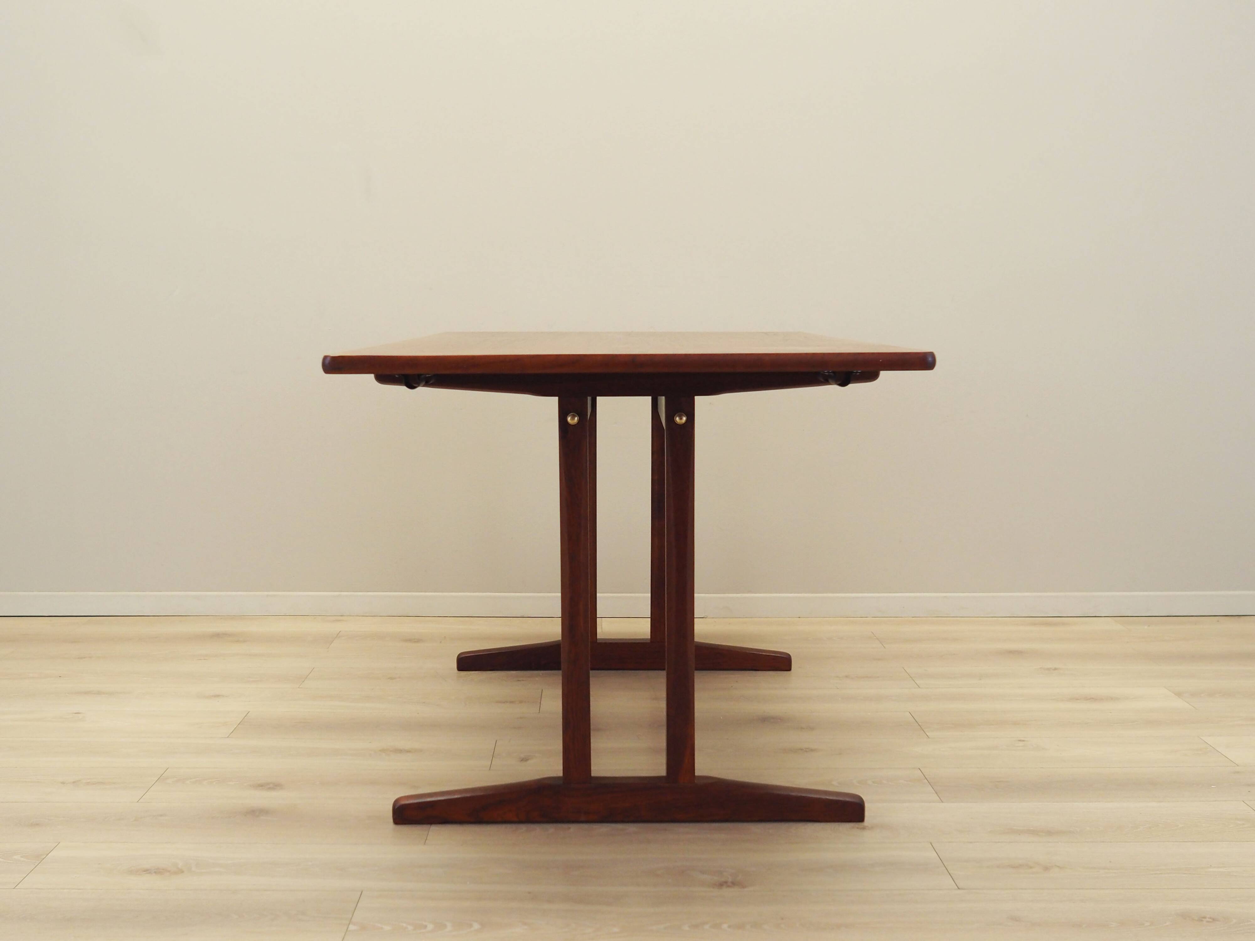 Table danoise en teck par Børge Mogensen pour FDB, années 1960