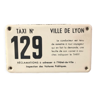 Plaque émaillée de taxi lyonnais